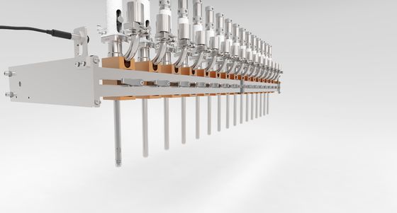 El PLC controla la máquina que capsula química de la botella de cristal