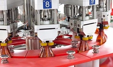 Máquina que capsula de 8000 BPH de la cocina del disparador máximo del cuidado