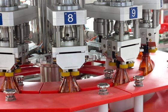 La bomba capsula la máquina que capsula rotatoria