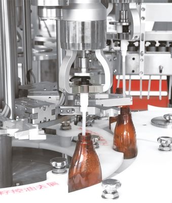 La bomba capsula la máquina que capsula rotatoria