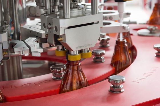 Detergentes para ropa de los SS 3016L que llenan la máquina que capsula