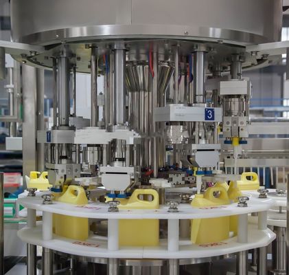Máquina que capsula del depuración del minuto 4000 BPH de la botella libre del ANIMAL DOMÉSTICO