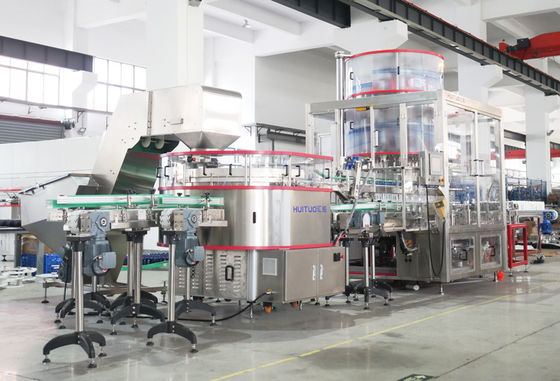 Máquina que capsula de la botella de 4KW 8600BPH para el champú