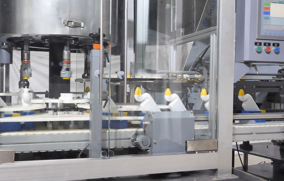 Cadena de producción de relleno líquida del corrosivo del control del PLC AC380V