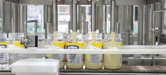 Máquina volumétrica del llenador del pistón líquido linear auto de la botella para el relleno universal