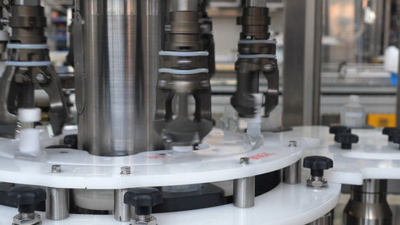 Cadena de producción que capsula de relleno cosmética para el relleno de la crema del agua